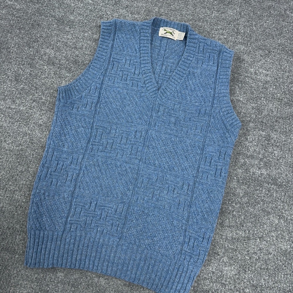 JCPenney The Fox Sweater Vest Men LT Waffle Textured Wool Made in USA Vintage 80